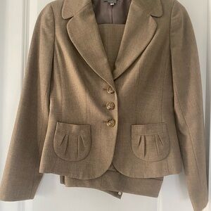 Ann Taylor Petites Brown/Tan Suit - Blazer & Dress Pants - Size 0P